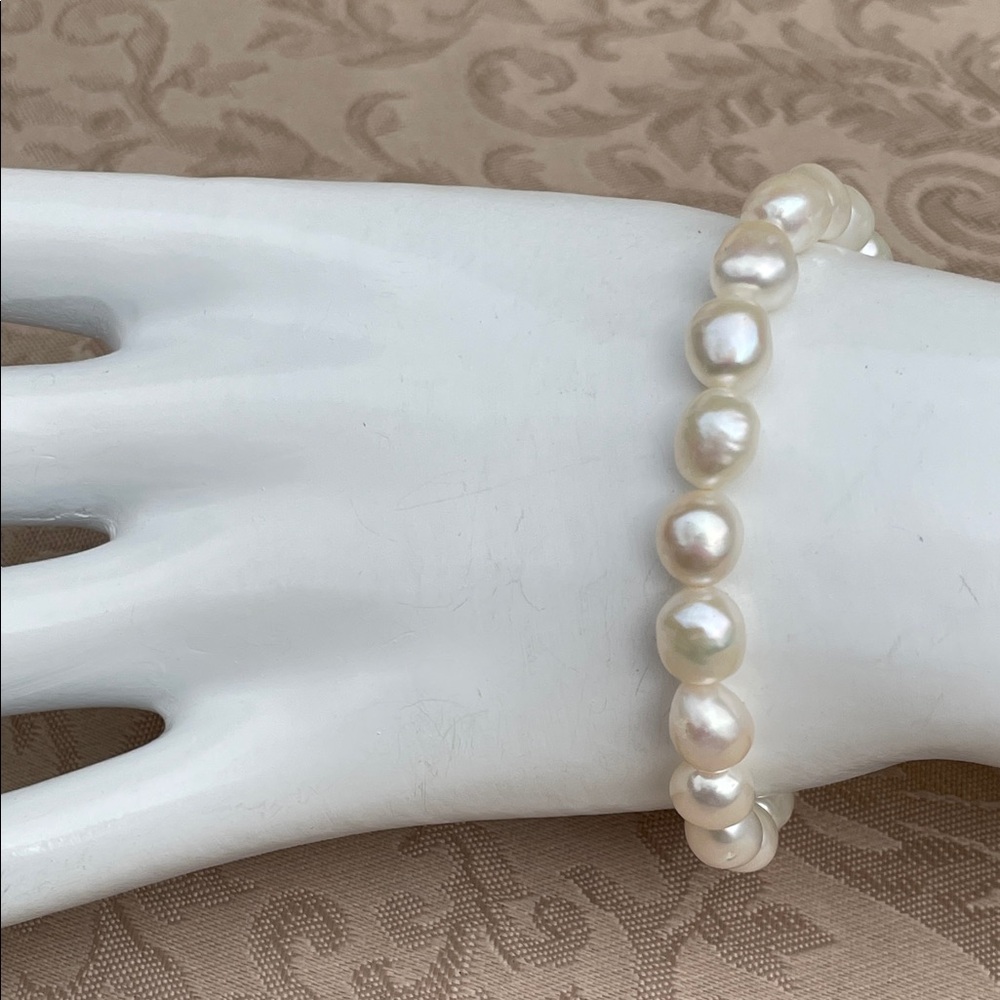 Elegant Pearl Bracelet stretch